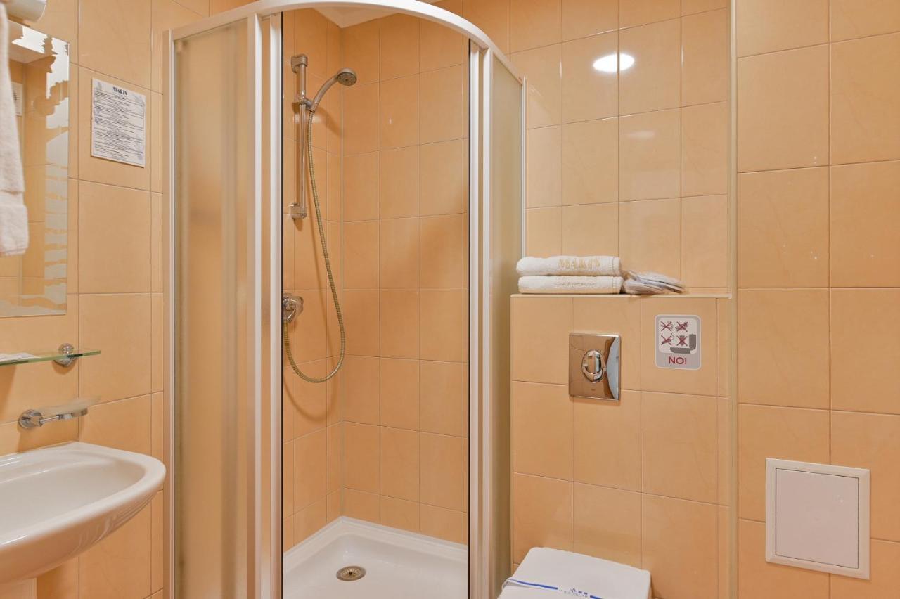 Makis Hotel Spa Поддубцы Экстерьер фото