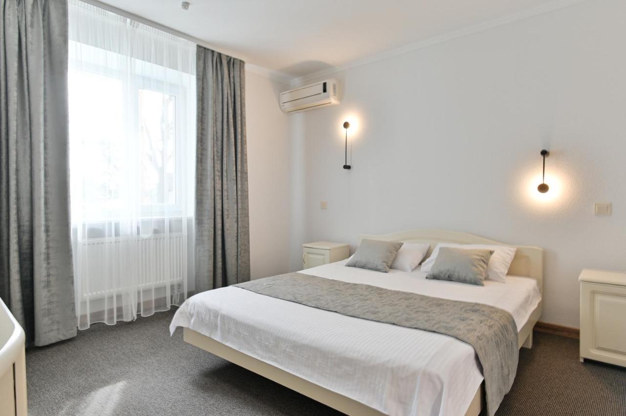 Makis Hotel Spa Поддубцы Экстерьер фото