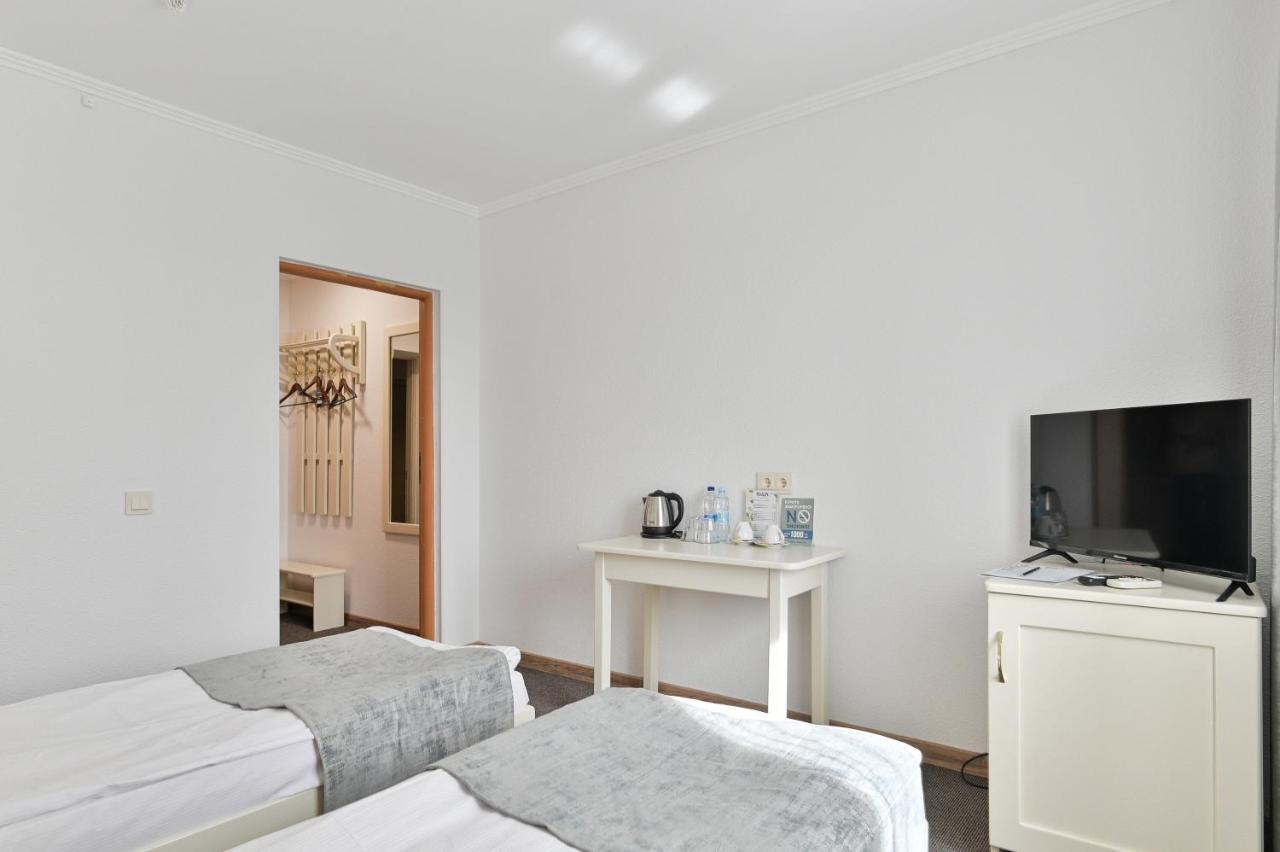 Makis Hotel Spa Поддубцы Экстерьер фото