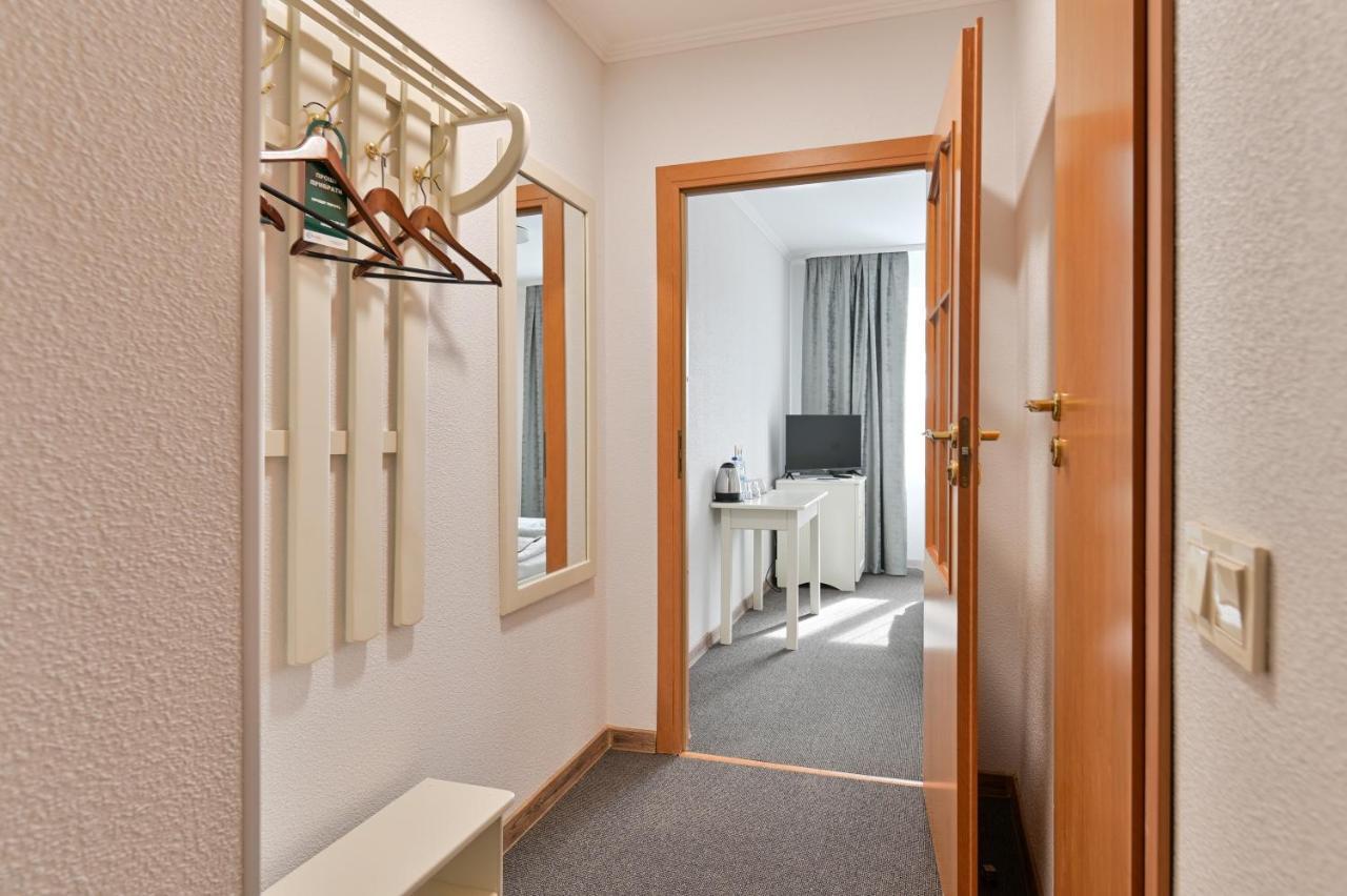 Makis Hotel Spa Поддубцы Экстерьер фото