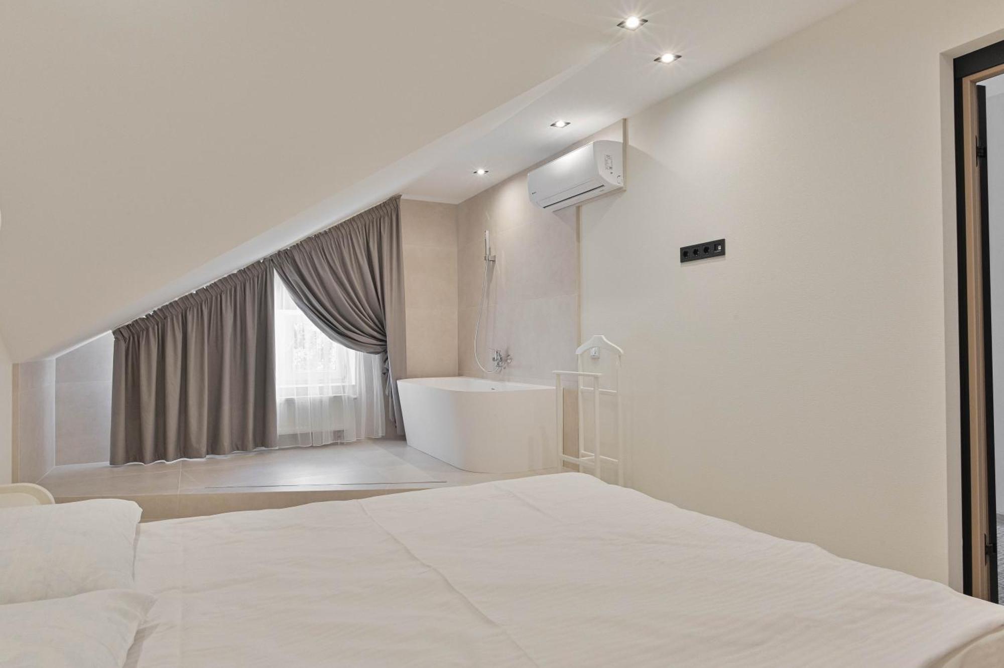 Makis Hotel Spa Поддубцы Экстерьер фото